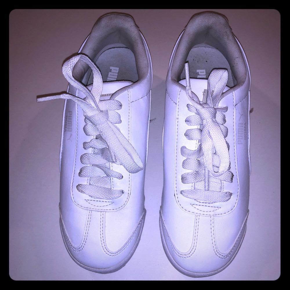 White Puma’s - Like New